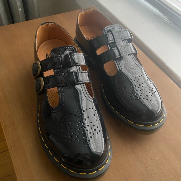 Dr. Martens 8065 Patent Leather Mary Jane - Black - Picture 2 of 11